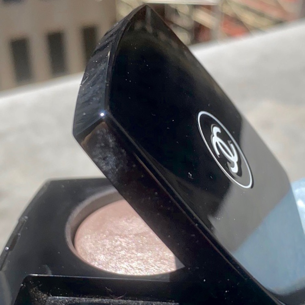 Chanel contour powder Ombré Contraste Notorious